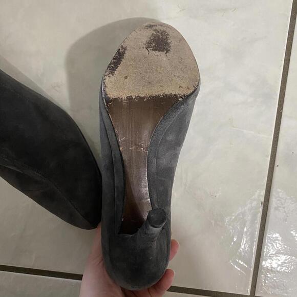 STUART WEITZMAN gray suede heeled booties - Picture 7 of 9